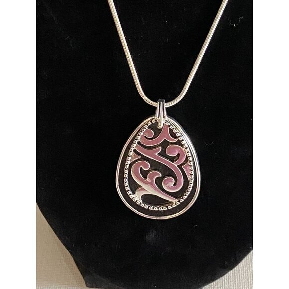 Napier Black Leather Teardrop Silver Tone Filigree Pendant Necklace and Earrings - Picture 3 of 9